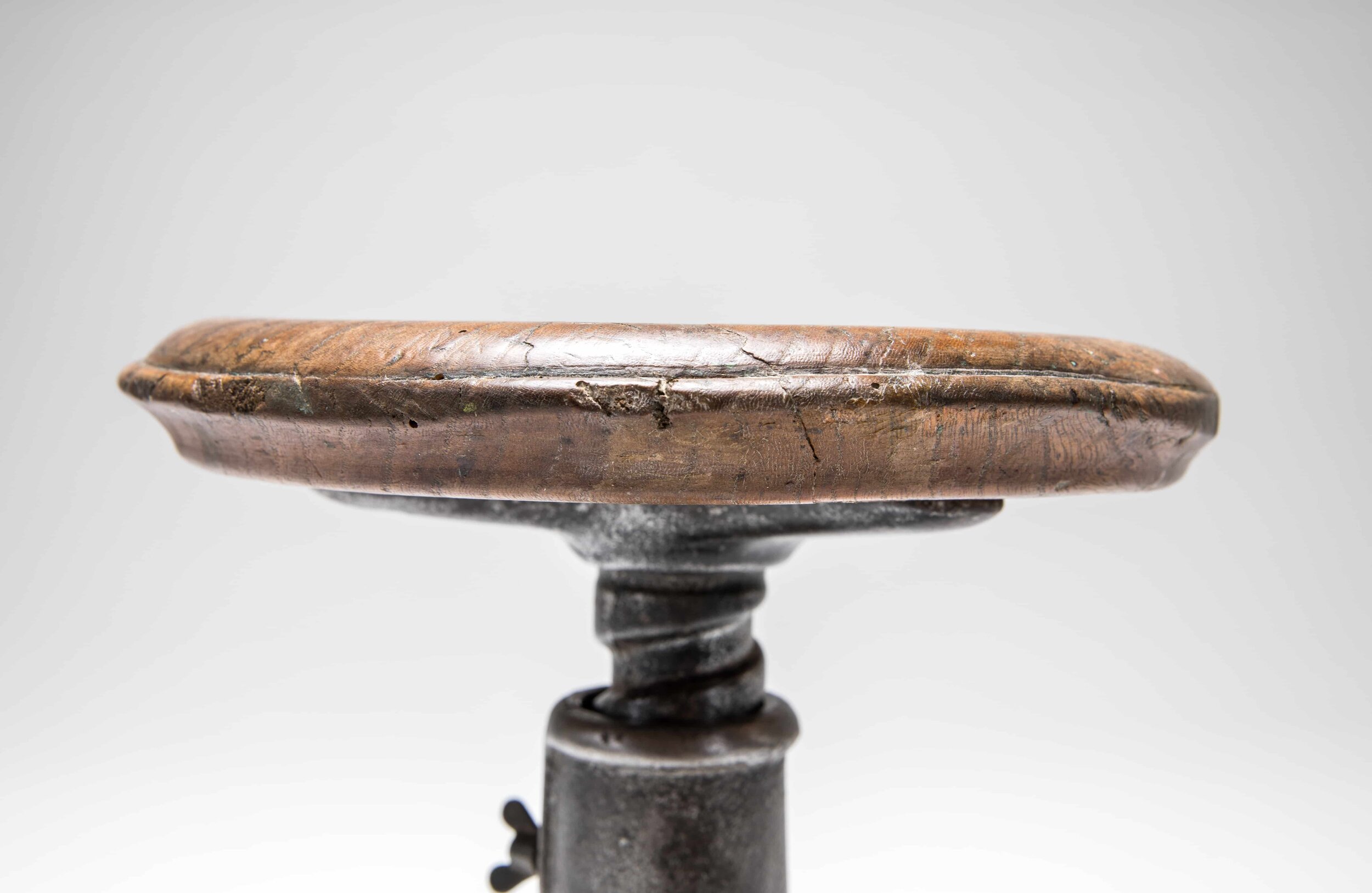 家具 U.K. vintage Furniture Stool English 19th Century Turned Walnut Stool - Fireside Antiques